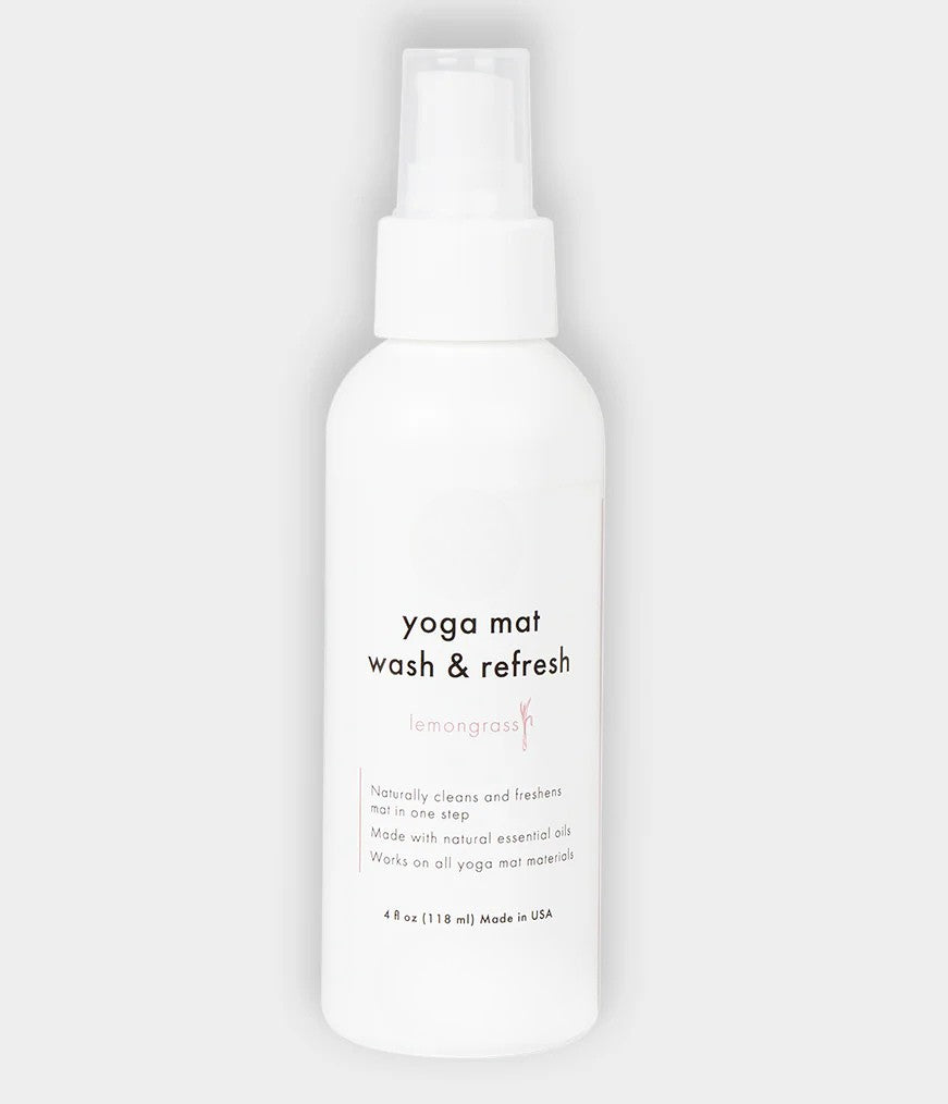 Lavage et rafraîchissement du tapis de yoga